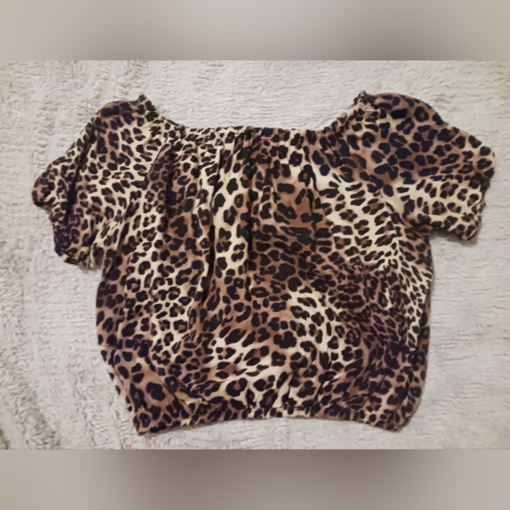 Leapord short shirt